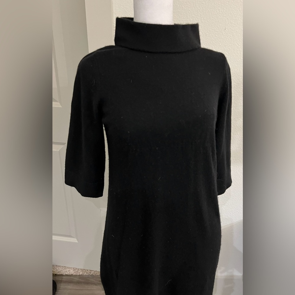 Black Turtleneck cashmere Vince Sweater Dress - Picture 2 of 9